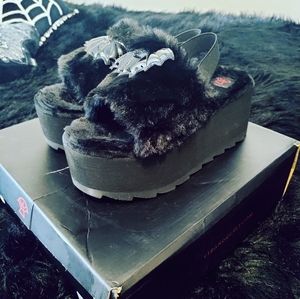 Strange Cvlt bat platforms